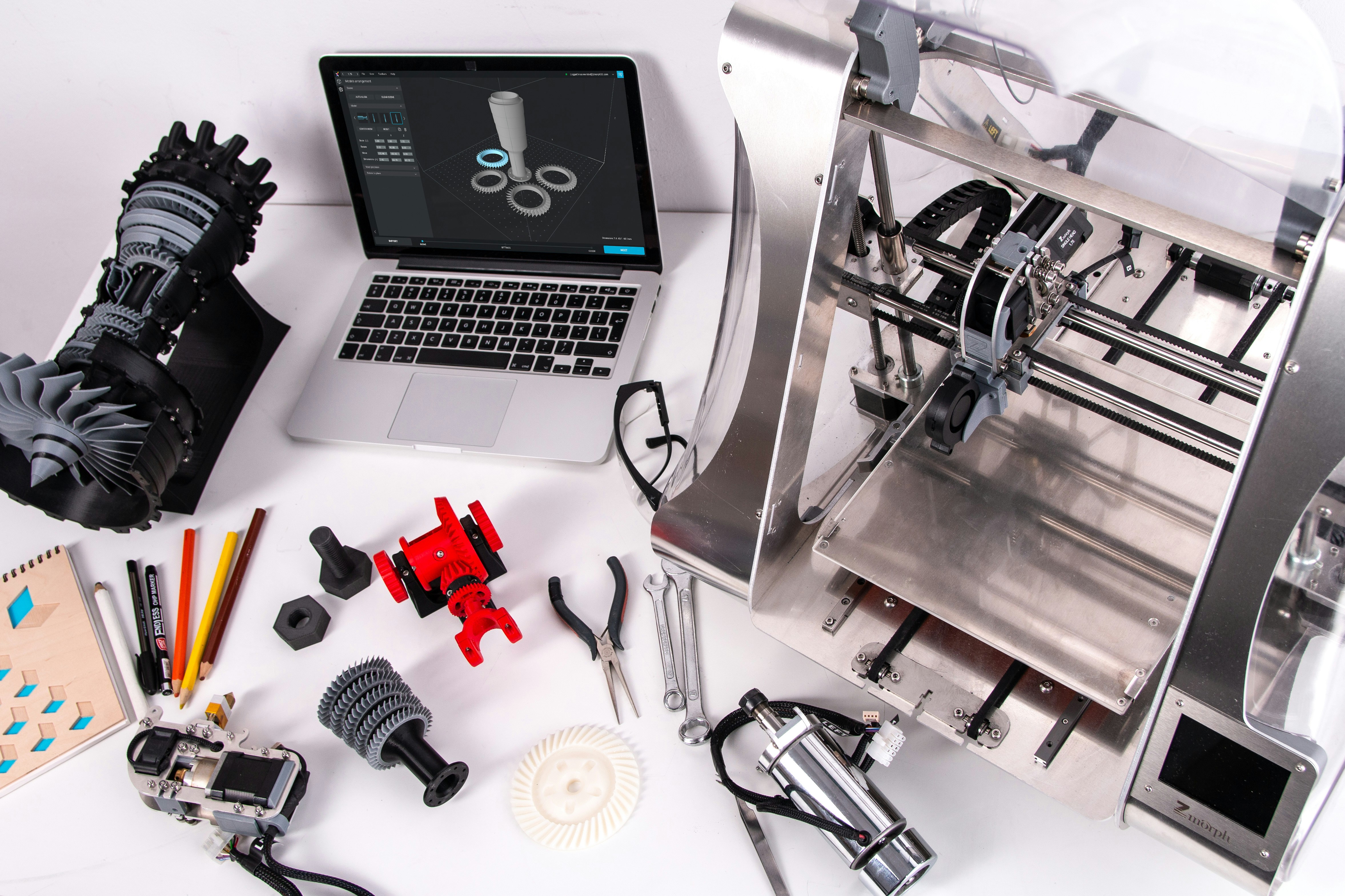 Foto von ZMorph All-in-One 3D Printers auf Unsplash